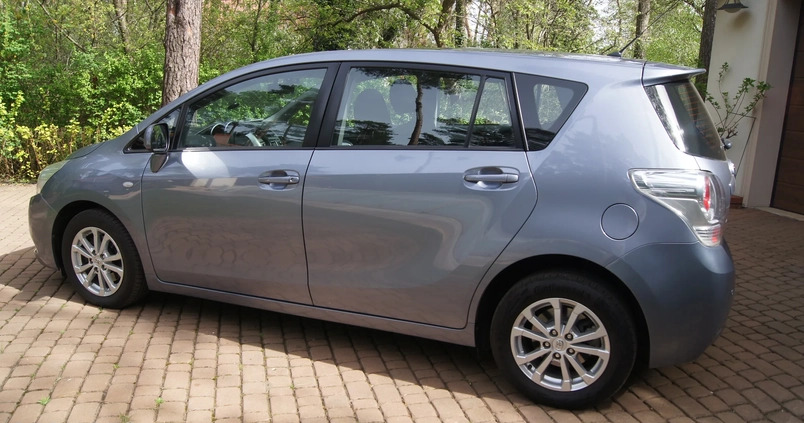 Toyota Verso cena 33900 przebieg: 238000, rok produkcji 2010 z Gryfice małe 436